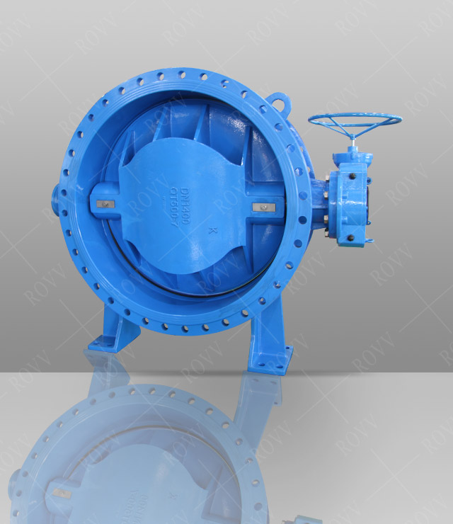 Double eccentric butterfly valve