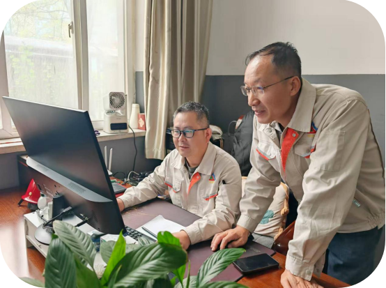 匠心引路 篤學(xué)成才——以奮斗為底色繪就成長藍(lán)圖